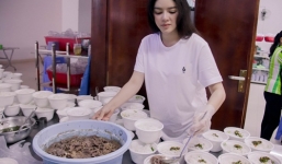 Lý Nhã Kỳ được báo Trung Quốc khen ngợi hết lời